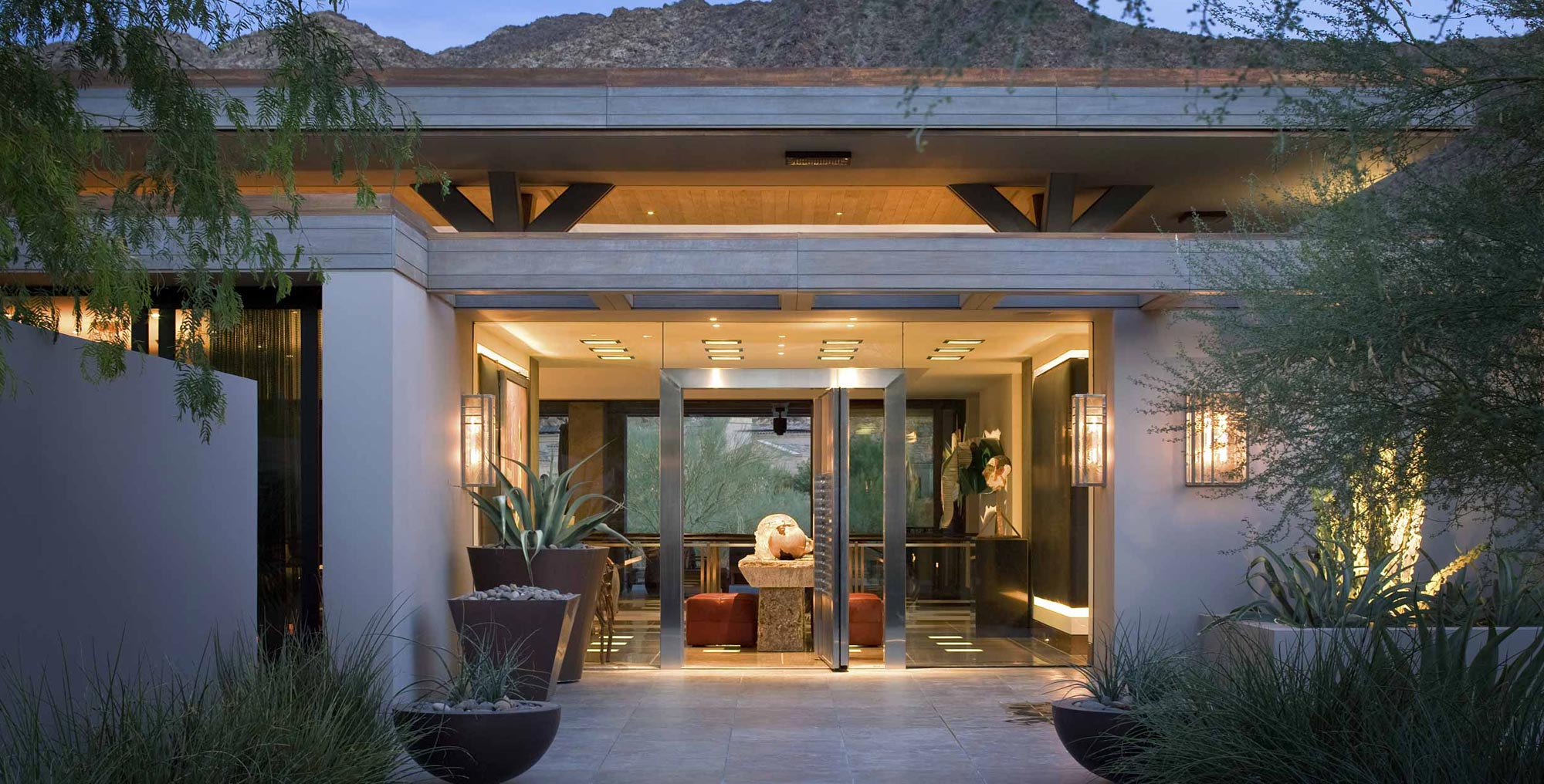 desert home exterior