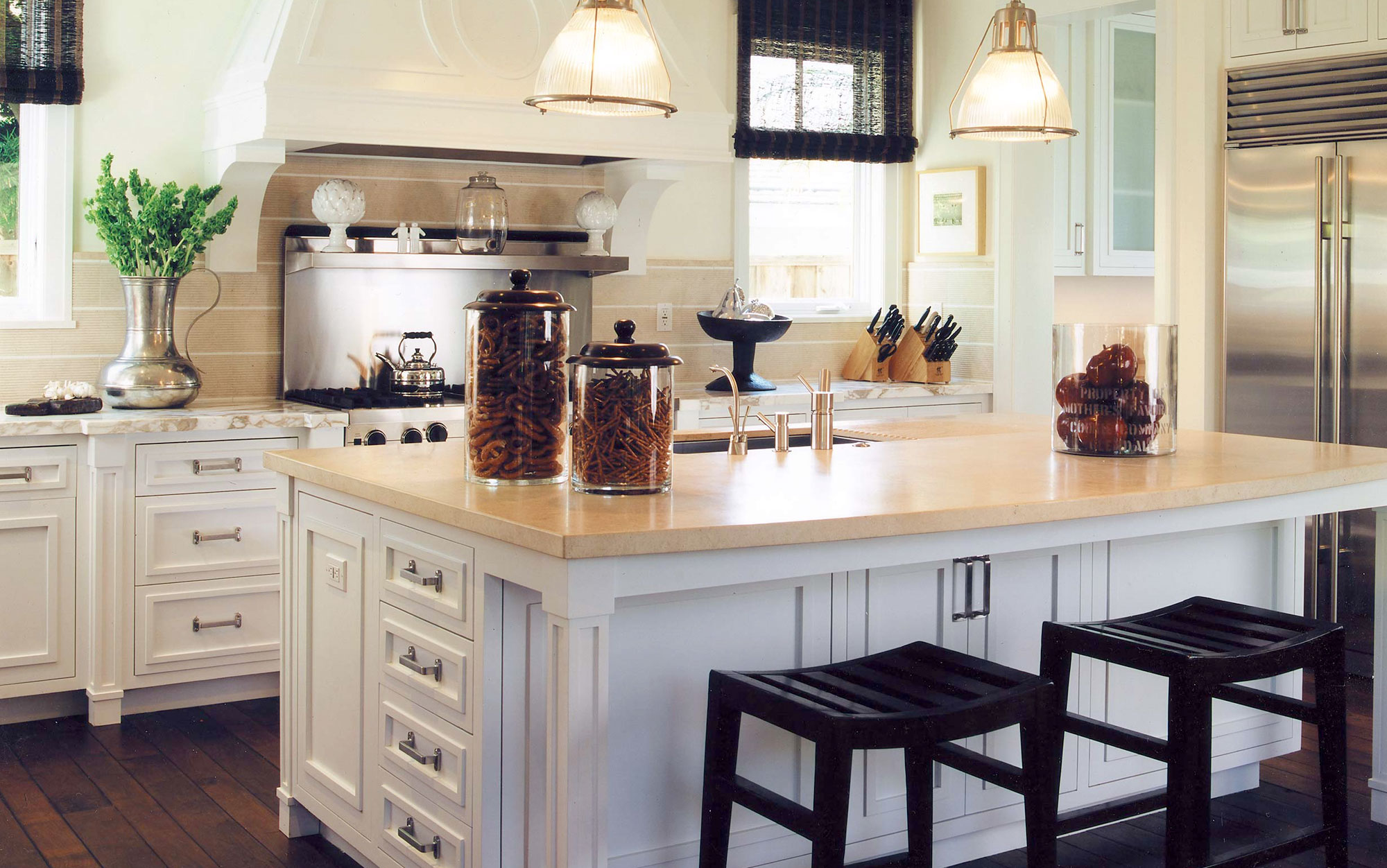 white transitional kitchen