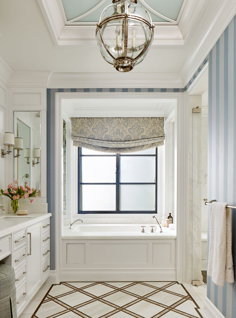 master bathroom with tub